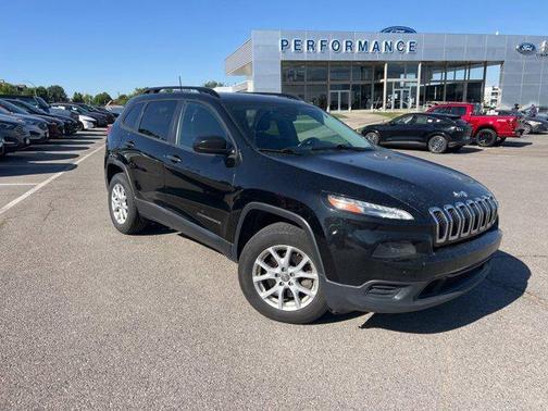 2017 Jeep Cherokee Sport