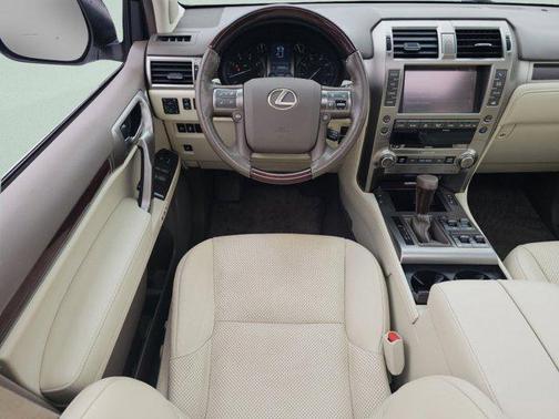 Starfire Pearl 2018 Lexus GX 460 Luxury