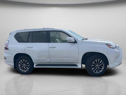 Starfire Pearl 2018 Lexus GX 460 Luxury