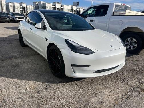 Pearl White Multi-Coat 2021 Tesla Model 3 Performance