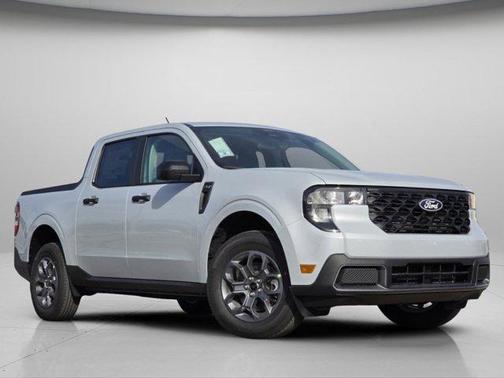 Space White Metallic 2026 Ford Maverick XLT