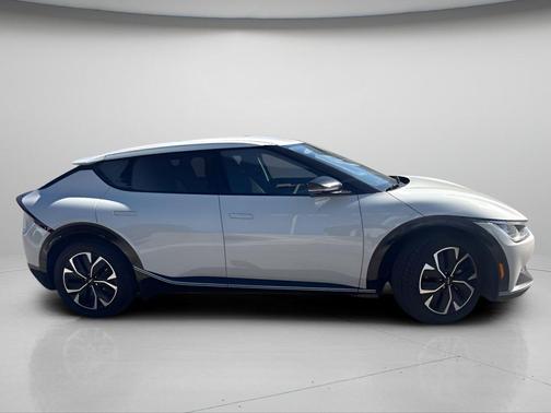 Glacier 2023 Kia EV6 Wind