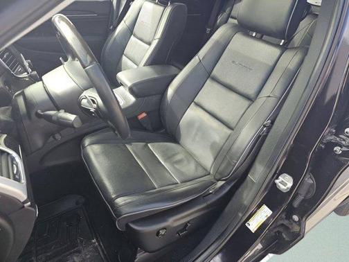 Sangria Metallic Clearcoat 2019 Jeep Grand Cherokee Summit