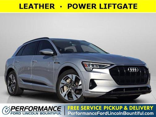 2021 Audi e-tron Premium
