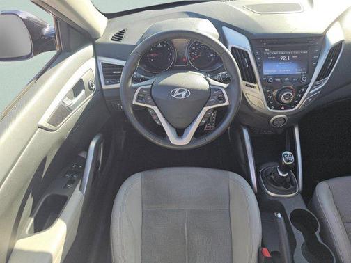 2013 Hyundai Veloster Base