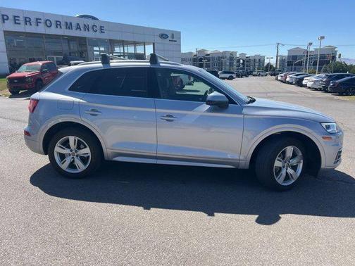 2019 Audi Q5 2.0T Premium Plus