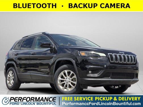 Diamond Black Crystal Pearlcoat 2019 Jeep Cherokee Latitude