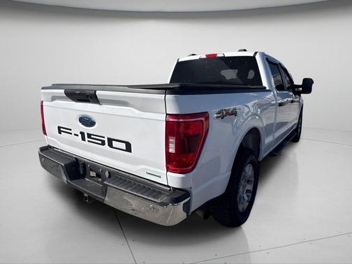 Oxford White 2023 Ford F-150 XLT