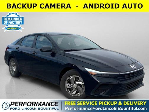 Abyss Black 2024 Hyundai ELANTRA SE