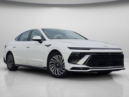 2024 Hyundai SONATA Hybrid Limited