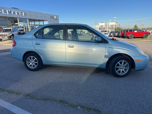 2003 Toyota Prius Base
