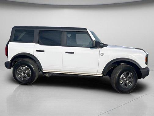 Oxford White 2025 Ford Bronco Big Bend