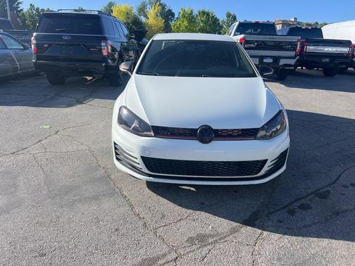 Pure White 2016 Volkswagen Golf GTI 2.0T S 4-Door