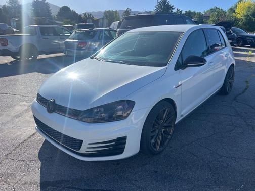 Pure White 2016 Volkswagen Golf GTI 2.0T S 4-Door