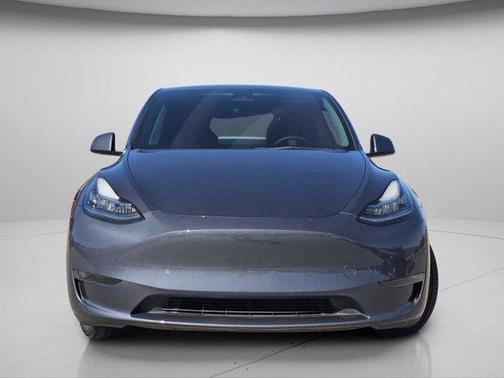 Midnight Silver Metallic 2023 Tesla Model Y Long Range
