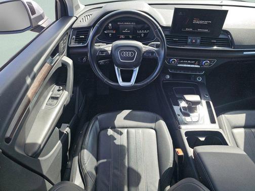 Florett Silver Metallic 2023 Audi Q5 45 S line Premium Plus