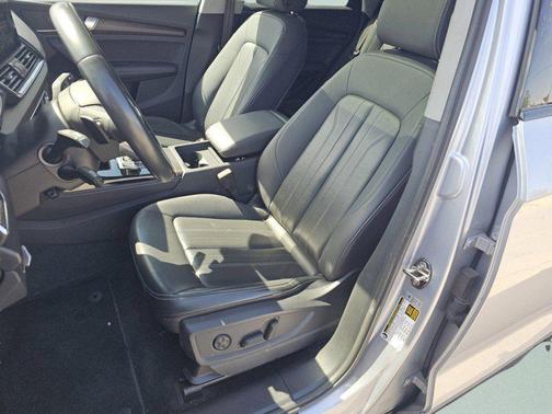 Florett Silver Metallic 2023 Audi Q5 45 S line Premium Plus