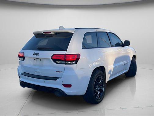 2016 Jeep Grand Cherokee SRT