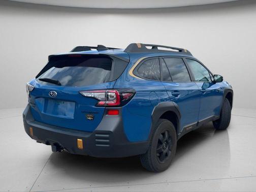 Geyser Blue 2022 Subaru Outback Wilderness
