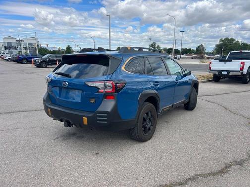 Geyser Blue 2022 Subaru Outback Wilderness