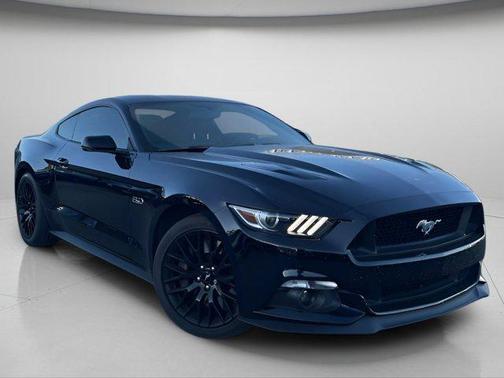 2017 Ford Mustang GT Premium