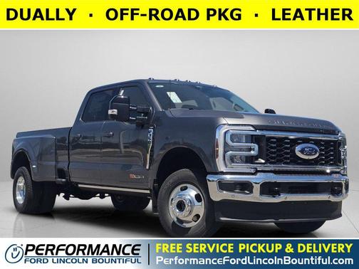 Carbonized Gray Metallic 2026 Ford F-350 Lariat