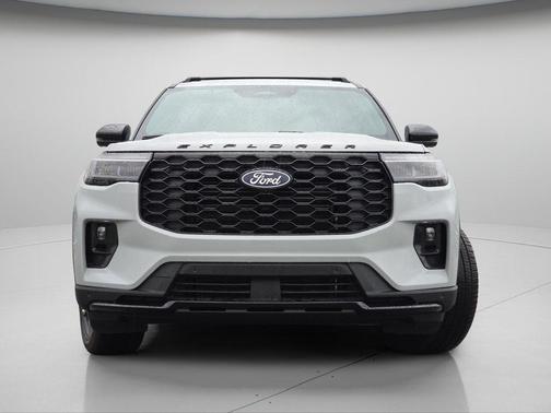 Avalanche 2027 Ford Explorer ST-Line