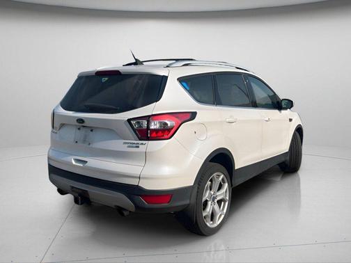 White Platinum Clearcoat Metallic 2018 Ford Escape Titanium