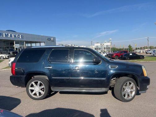 2007 Cadillac Escalade Base