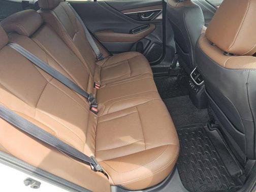 2021 Subaru Outback Touring XT