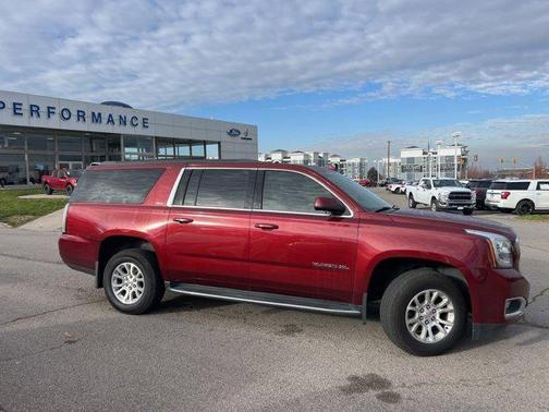 2019 GMC Yukon XL SLT