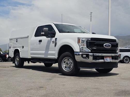 Oxford White 2022 Ford F-250 XL