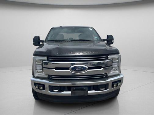 Shadow Black 2017 Ford F-250 Lariat