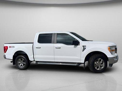 Oxford White 2021 Ford F-150 XLT