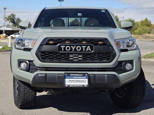 2022 Toyota Tacoma TRD Off Road