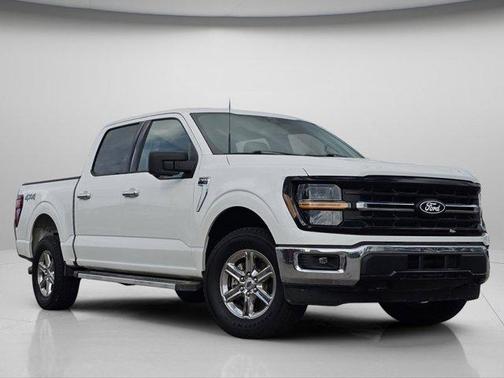 Oxford White 2024 Ford F-150 XLT