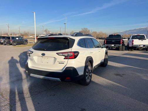 2024 Subaru Outback Touring