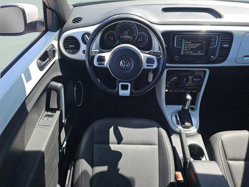 Pure White 2019 Volkswagen Beetle 2.0T S