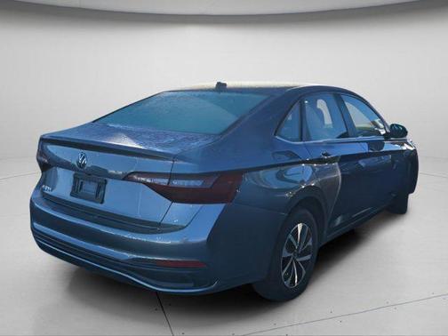 Platinum Gray Metallic 2024 Volkswagen Jetta 1.5T S