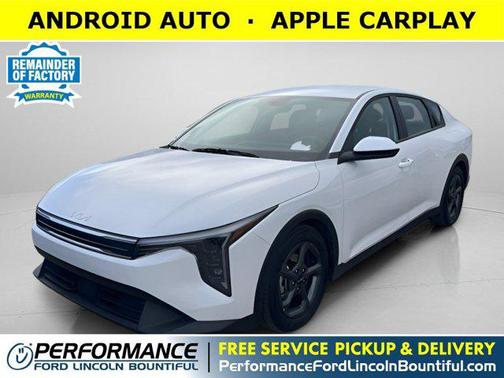 Snow White Pearl 2025 Kia K4 LXS