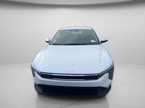 Snow White Pearl 2025 Kia K4 LXS