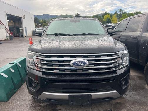 Shadow Black 2018 Ford Expedition XLT