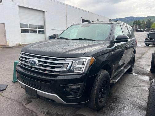 Shadow Black 2018 Ford Expedition XLT