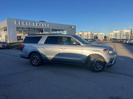 2023 Ford Expedition XLT