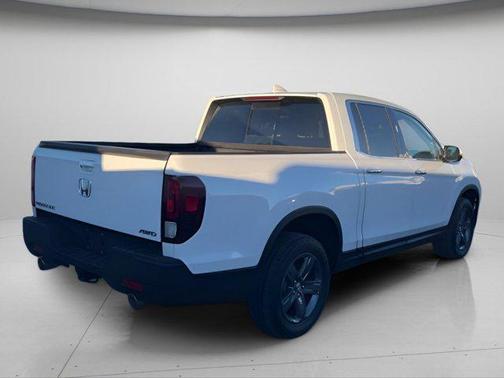 Platinum White Pearl 2023 Honda Ridgeline RTL-E