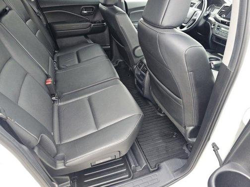 Platinum White Pearl 2023 Honda Ridgeline RTL-E