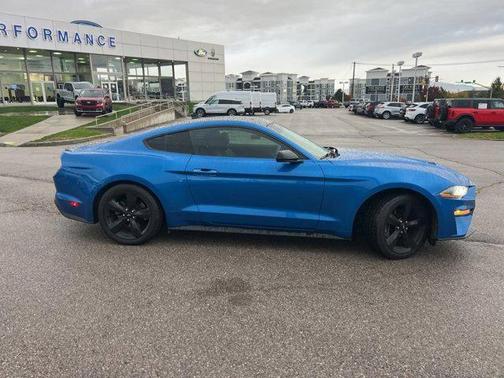 2021 Ford Mustang EcoBoost