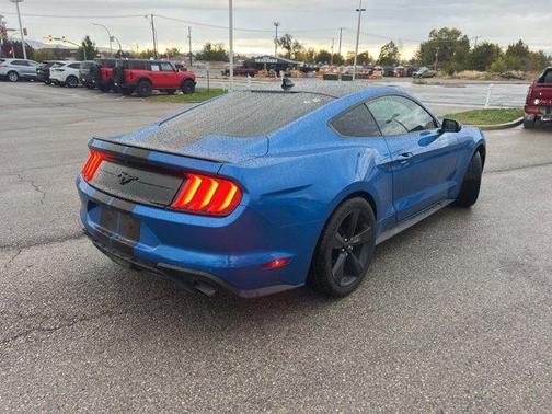 2021 Ford Mustang EcoBoost