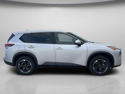 Brilliant Silver Metallic 2024 Nissan Rogue SV