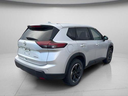 Brilliant Silver Metallic 2024 Nissan Rogue SV